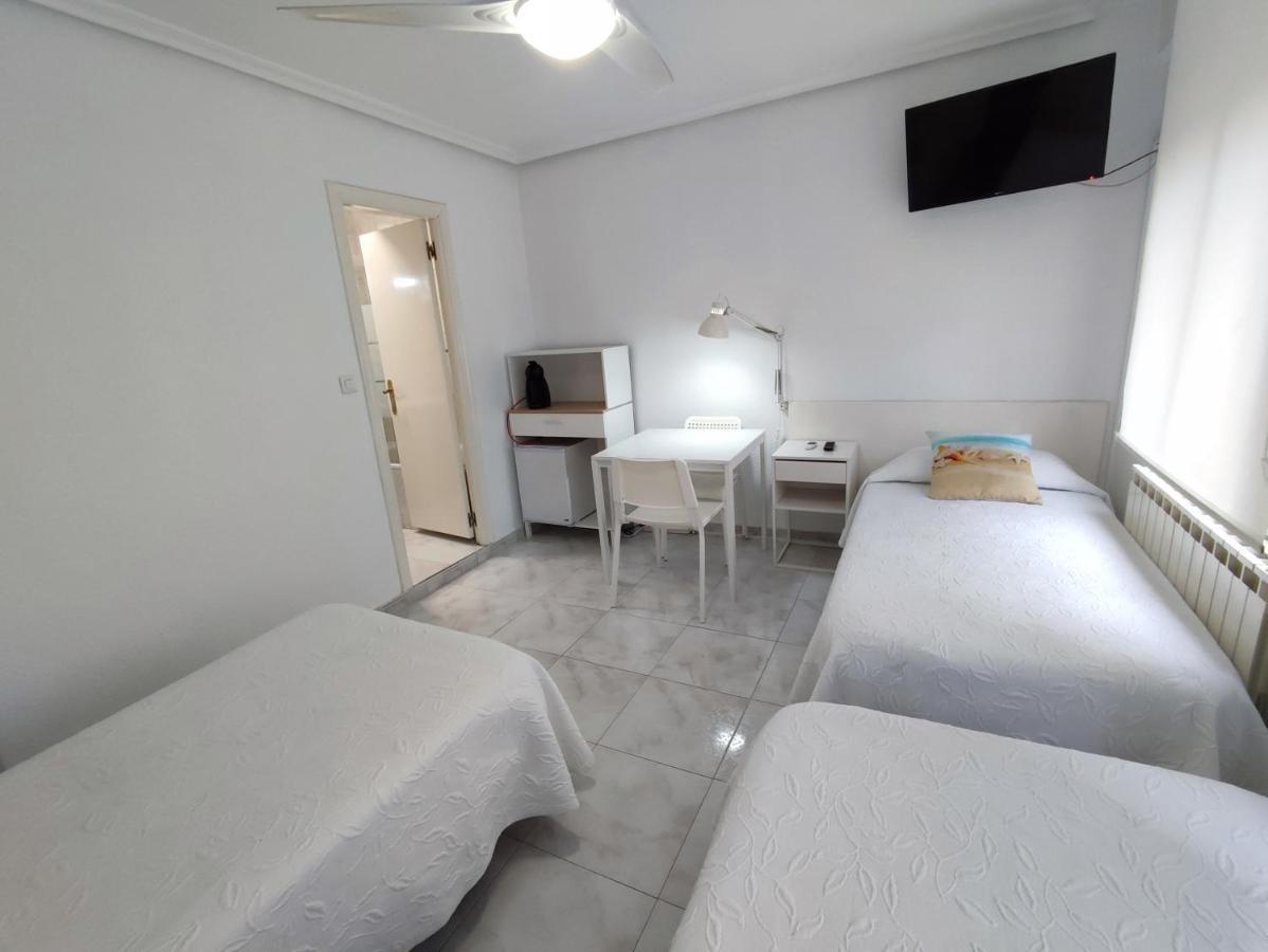 Hostal Lucy Santander Zewnętrze zdjęcie
