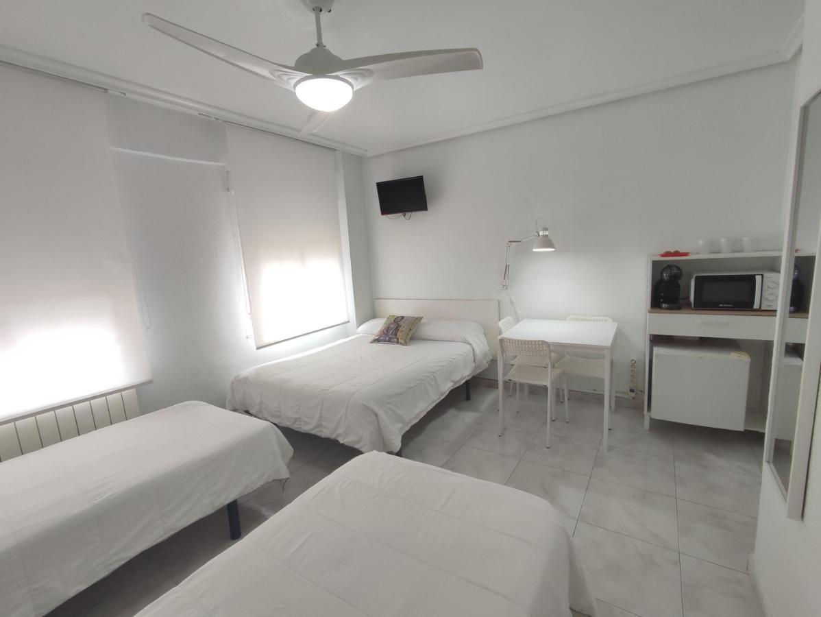 Hostal Lucy Santander Zewnętrze zdjęcie
