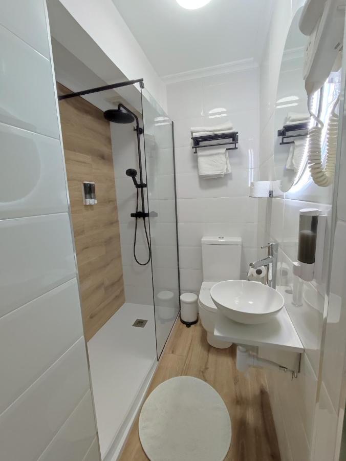 Hostal Lucy Santander Zewnętrze zdjęcie
