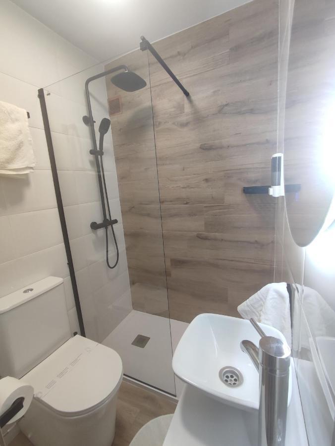 Hostal Lucy Santander Zewnętrze zdjęcie