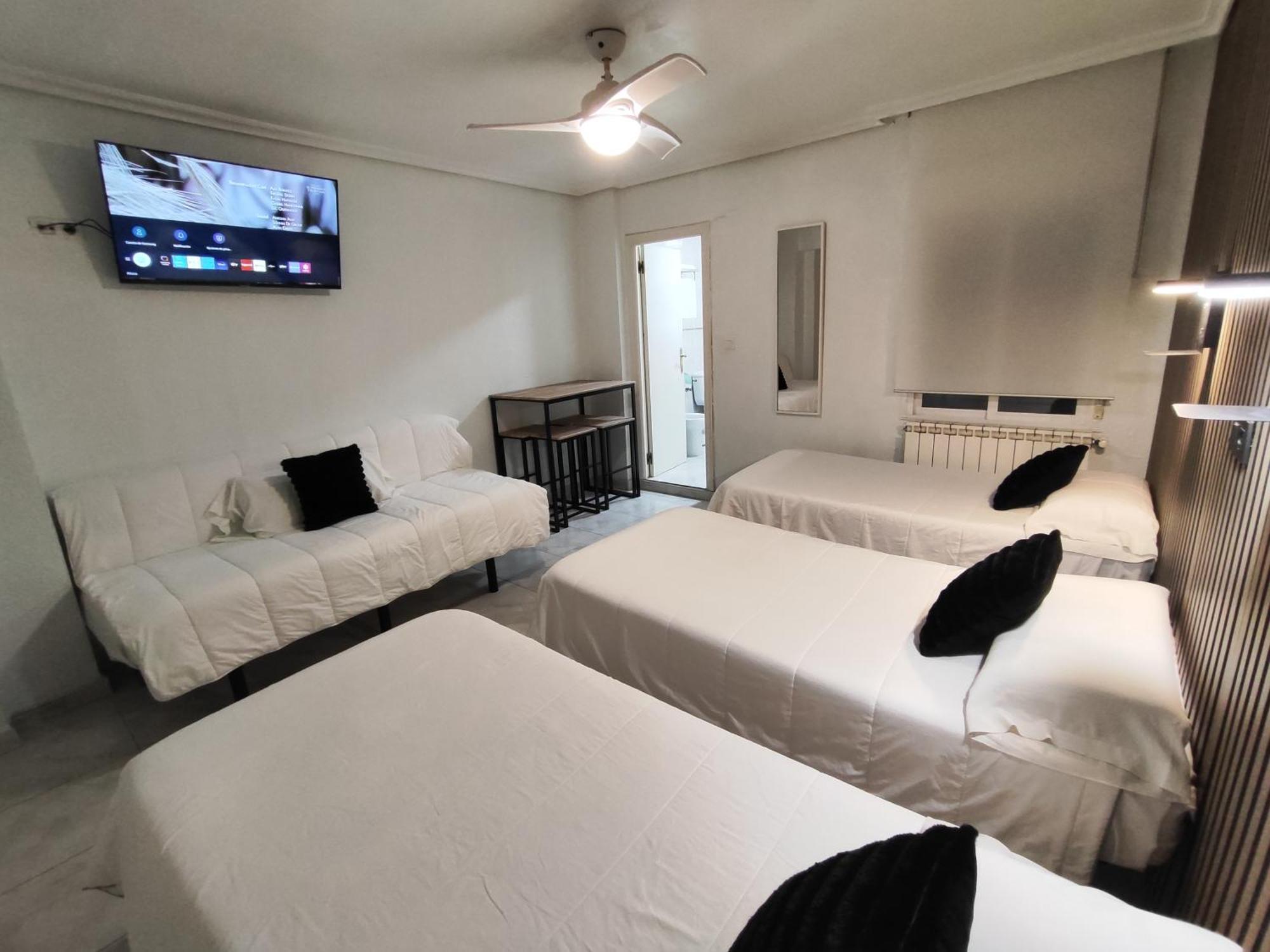 Hostal Lucy Santander Zewnętrze zdjęcie