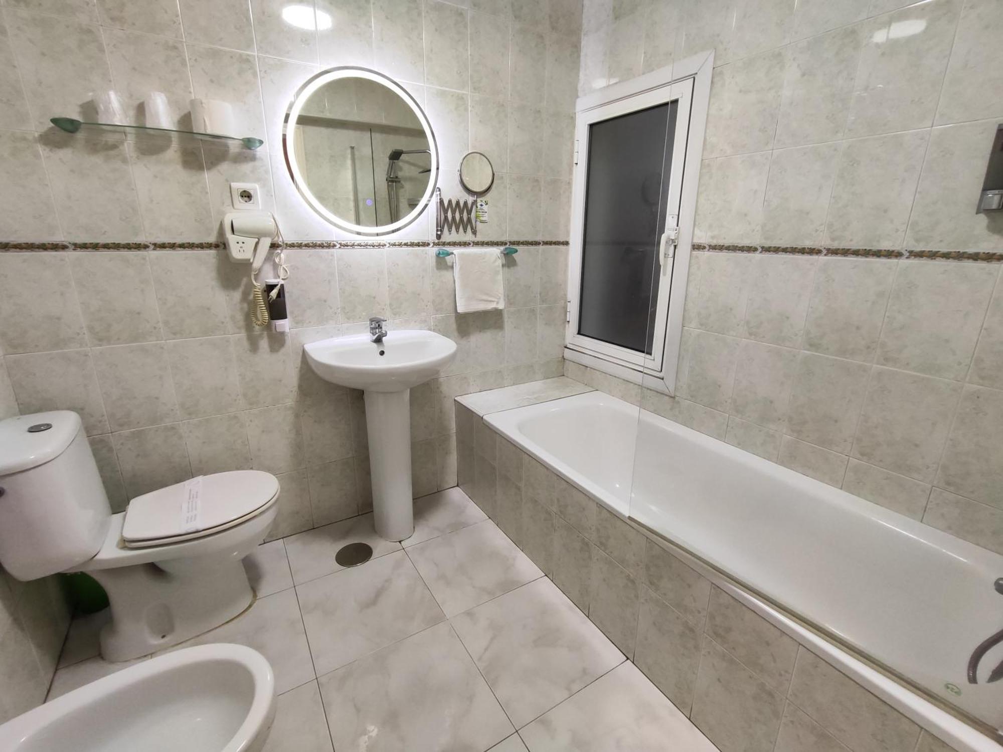 Hostal Lucy Santander Zewnętrze zdjęcie