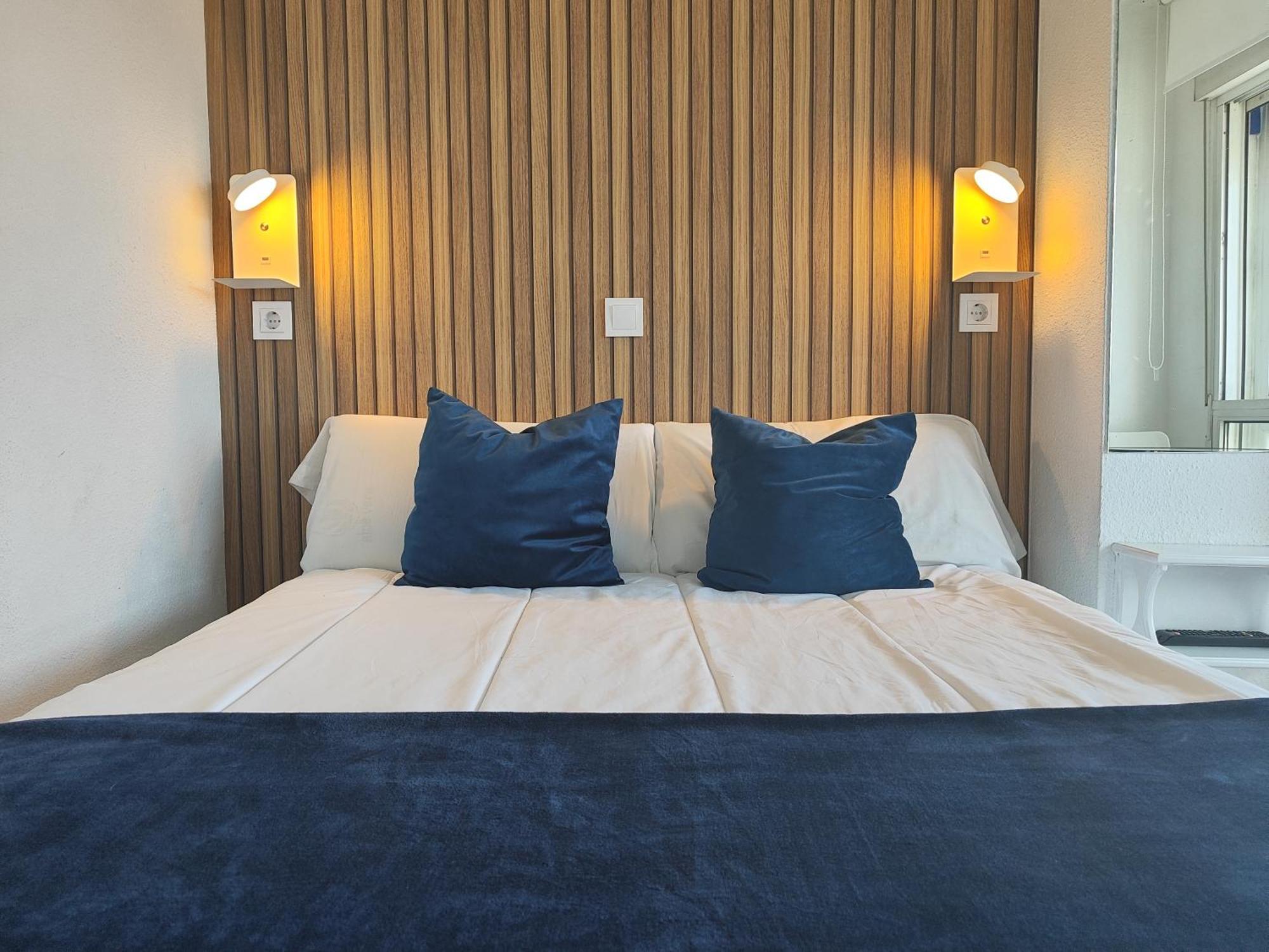 Hostal Lucy Santander Zewnętrze zdjęcie